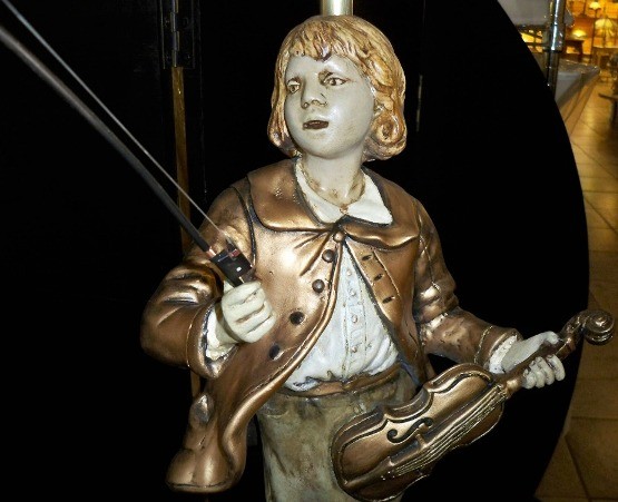 Boy Statue Violin and New Bow Completely Restored